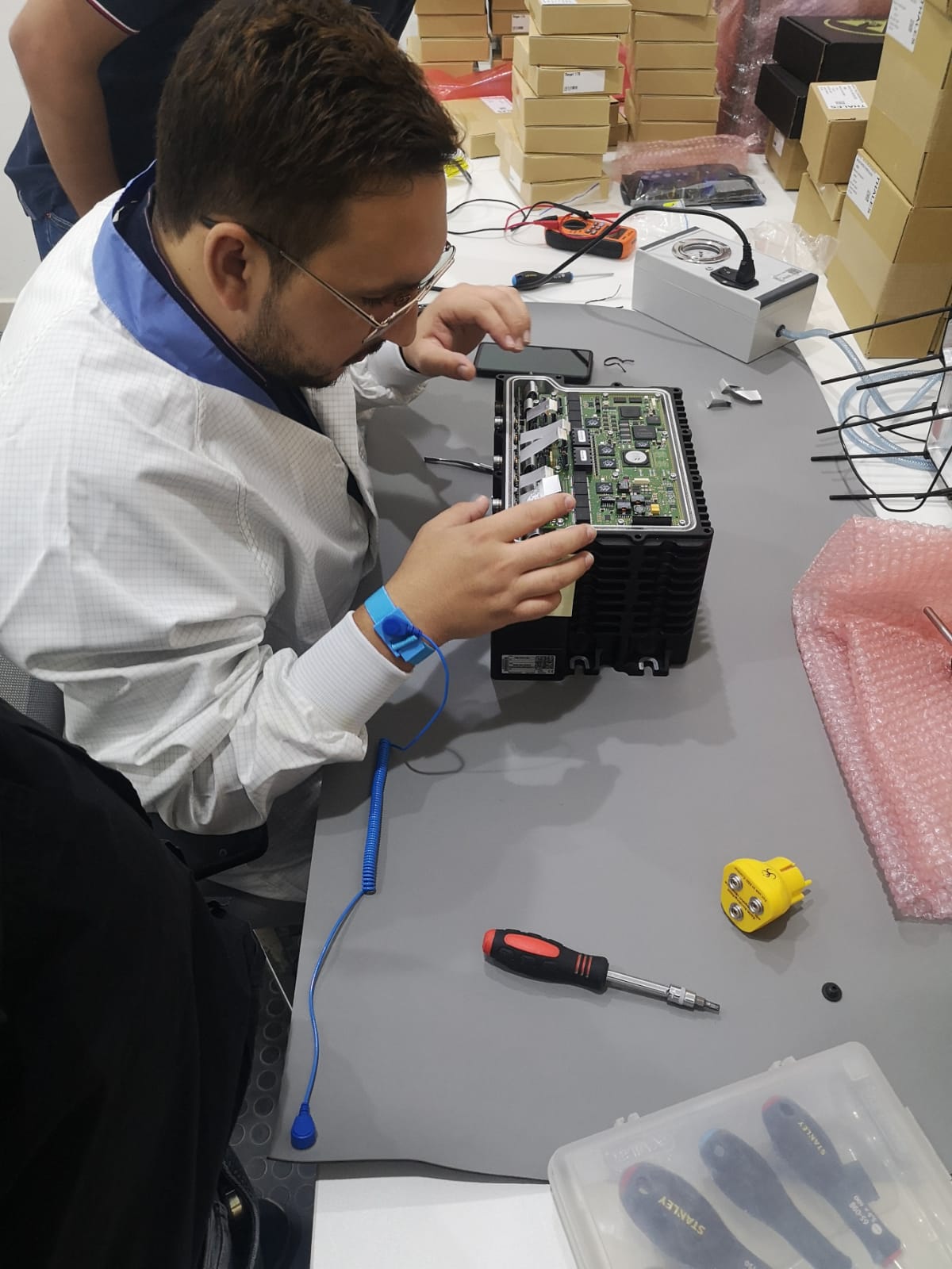 التدريب على إدارة و صيانة نظام سوتاس في هولندا (الحرس الملكي السعودي) - Image 4